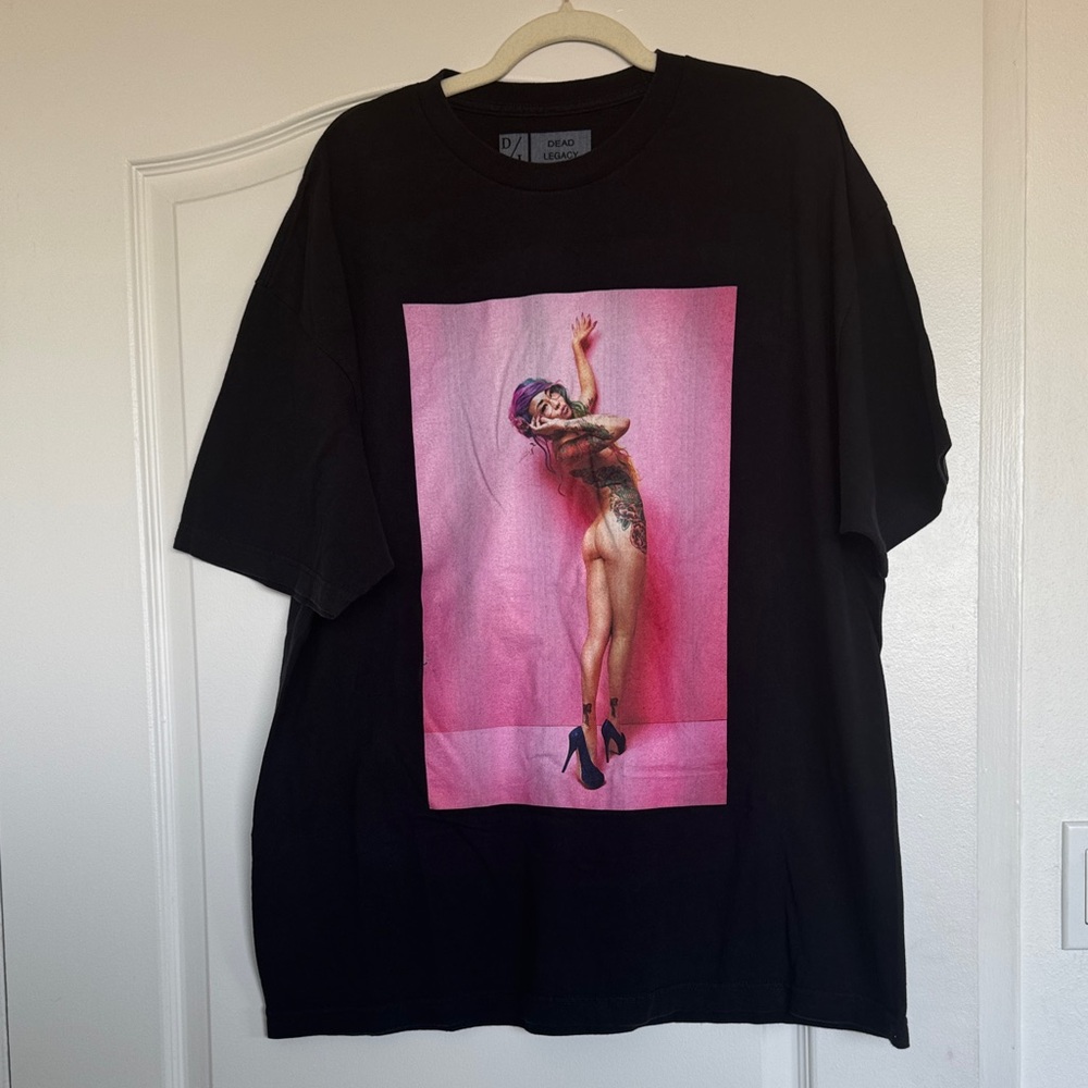 Dead Legacy Black Tee artist Pink Graphic - XXL